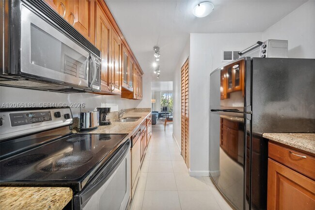 Photo - 3660 NE 166th St Unit 307