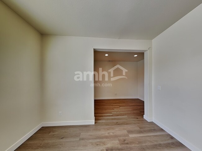 Photo - 1719 Blacktail Ln