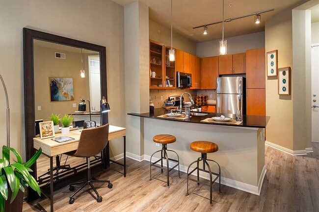 Photo - 5455 Richmond Ave. Unit 2071