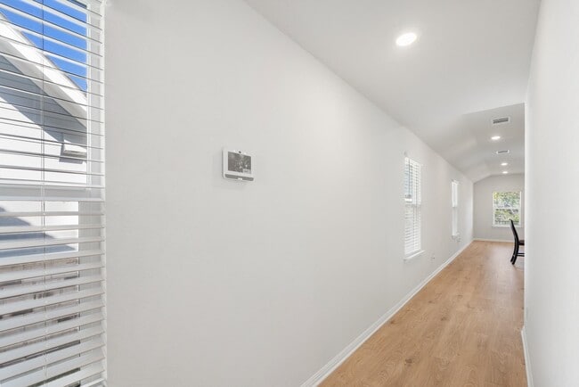 Photo - 177 Grey Slate Ave