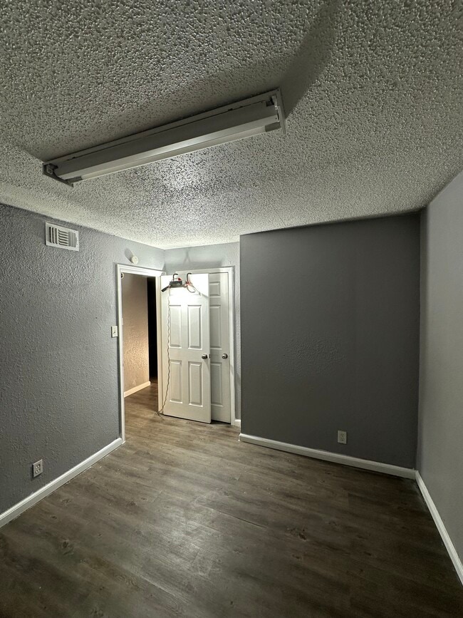 Photo - 10100 Brownie Dr Unit A
