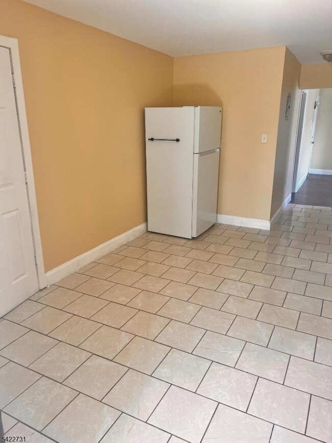 Photo - 1289 Springfield Ave