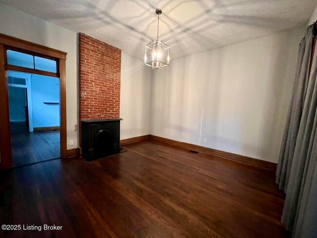 Photo - 925 S Preston St