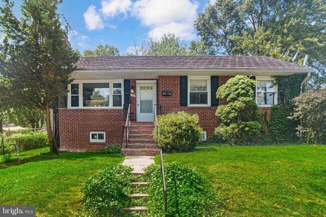 Building Photo - 10502 Glenhaven Dr Rental