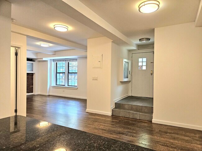 Photo - 150 Remsen St Unit B