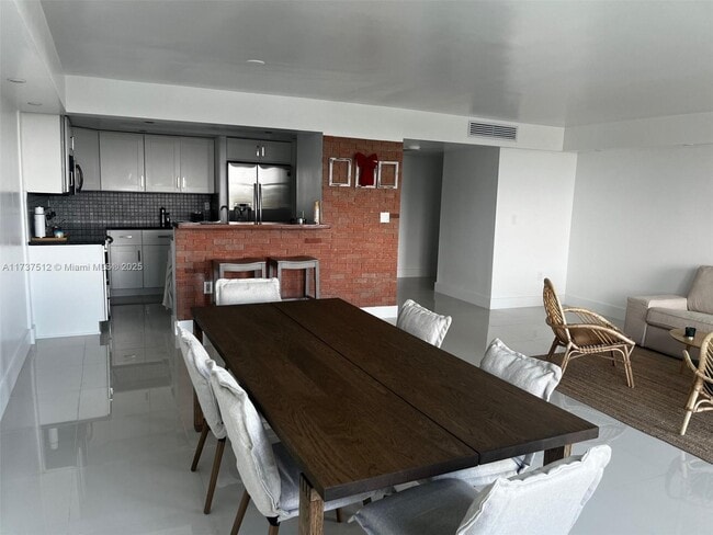 Photo - 10000 W Bay Harbor Dr Unit 503