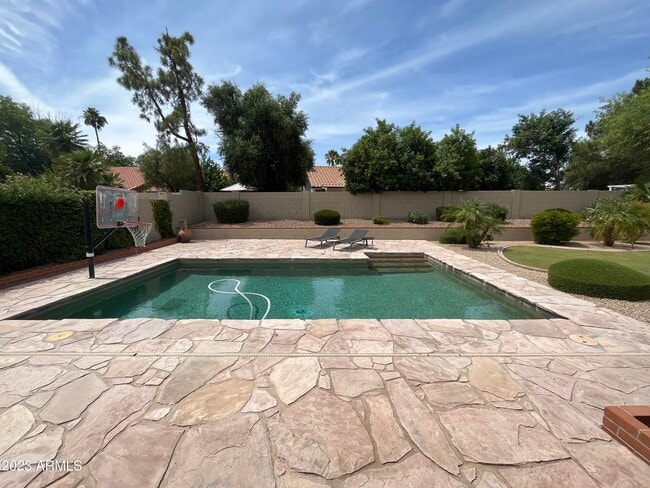 Photo - 5508 E Kelton Ln