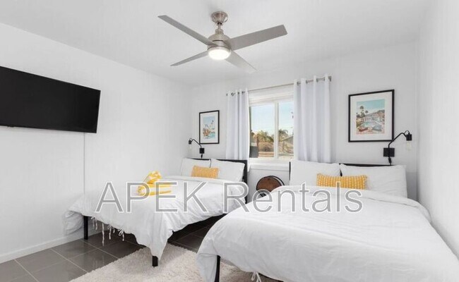 Photo - 2241 E Finley Rd