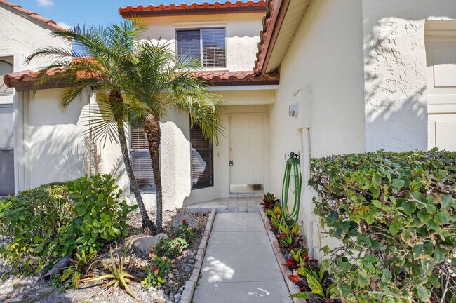 Photo - 10253 Riverbend Terrace