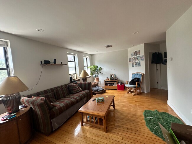 Photo - 100 Riverway Unit 4