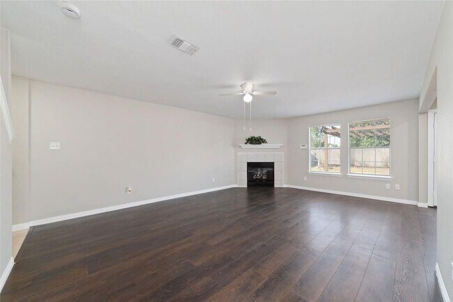 Photo - 4007 Starbridge Pointe Ln