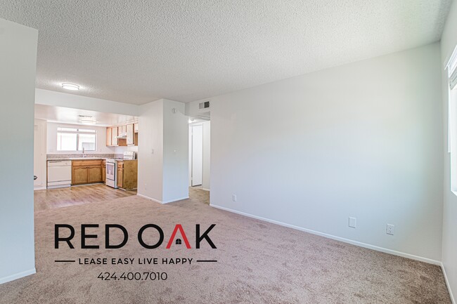 Photo - 4745 W 173rd St Unidad 204