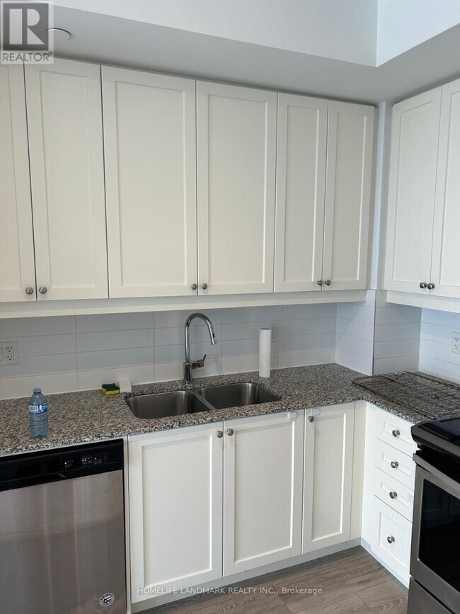 Photo - 1050 Main St E Unité 1103