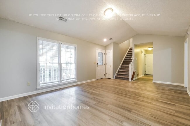 Photo - 1834 Edington Rd SW