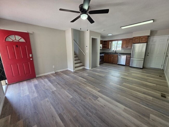 Photo - Beautiful Freshly Renovated 3 Bed, 3 Bath Home!!!