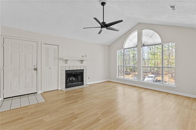 Photo - 1201 Waterville Ct Unit 221