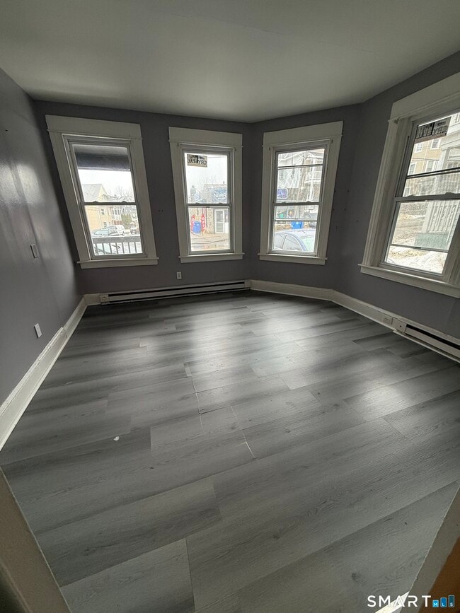 Building Photo - 28 Hill St Unit 1N