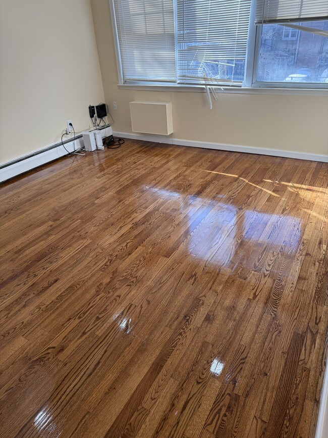 Photo - Brooklyn 1 Unit 2