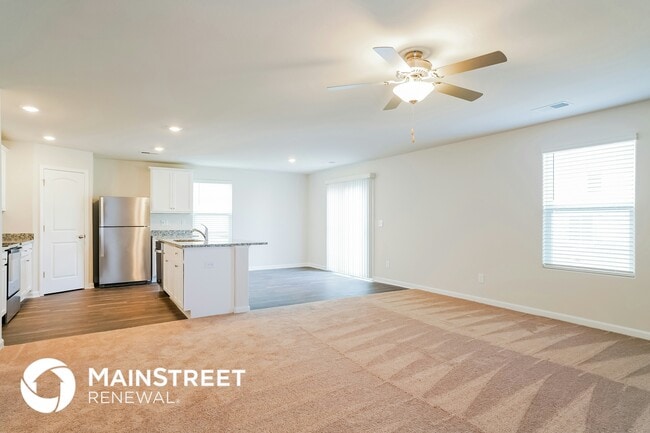 Photo - 741 Cider Ml Wy