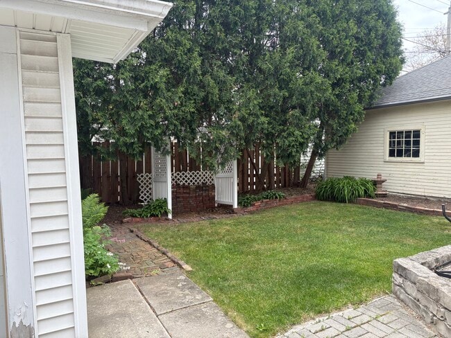 Photo - 555 N 63rd St Unit Lower