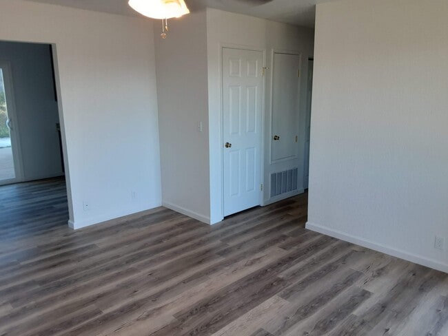 Photo - 750 Crosby Ln