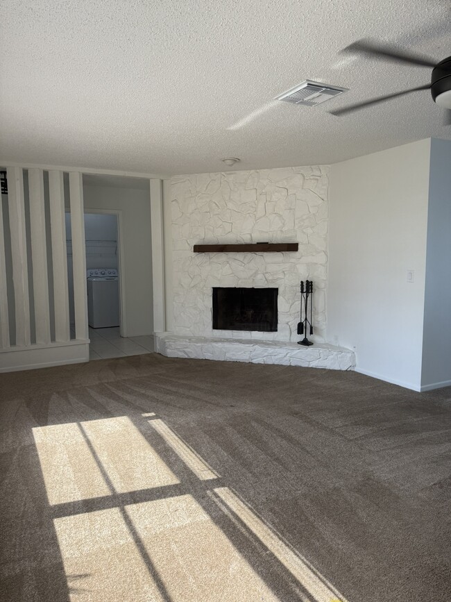 Photo - 3096 SE Glasgow Dr