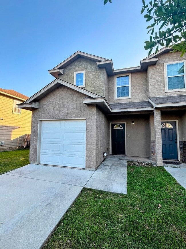 Great Townhome, Move-in Ready! Great Locat... - Great Townhome, Move-in Ready! Great Locat...
