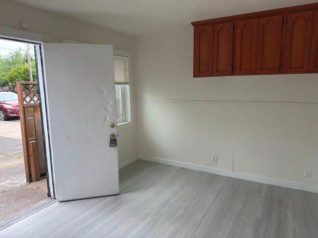 Photo - 3218 SE 122nd Ave