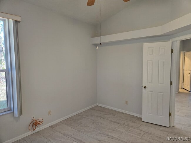 Photo - 2846 N Kittery Point