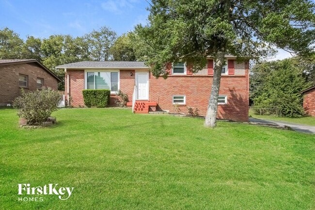 Photo - 3710 Plantation Dr House