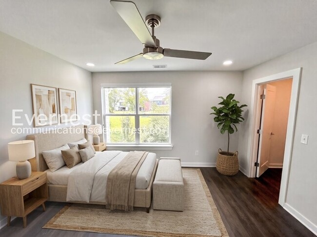 Photo - 614 Mason Ward Pl