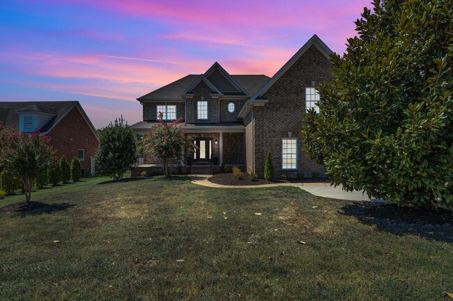 Photo - Luxury 4BR Home with River Views & Entertainer’s Bonus Room