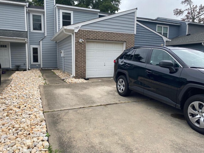 Photo - 2305 MERL CIRCLE Townhome
