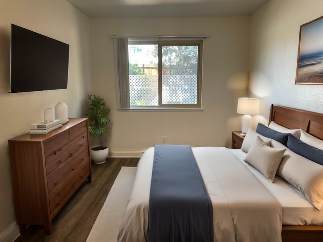 Photo - Sunset Pines