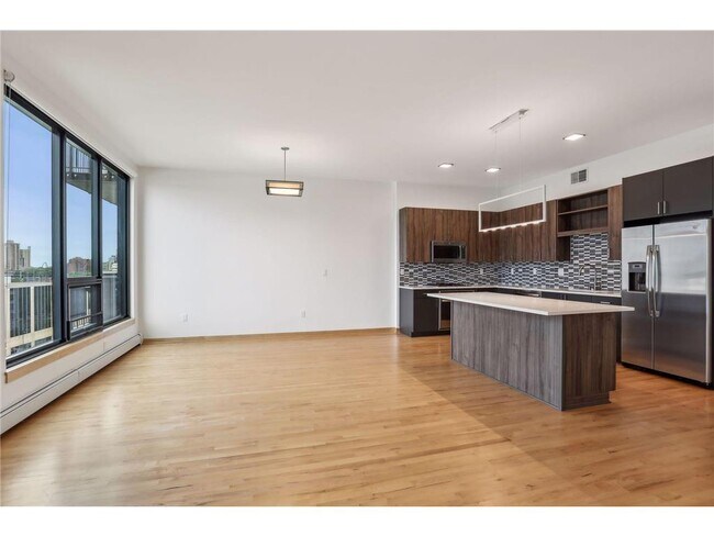 Photo - 1240 S 2nd St Unit 612