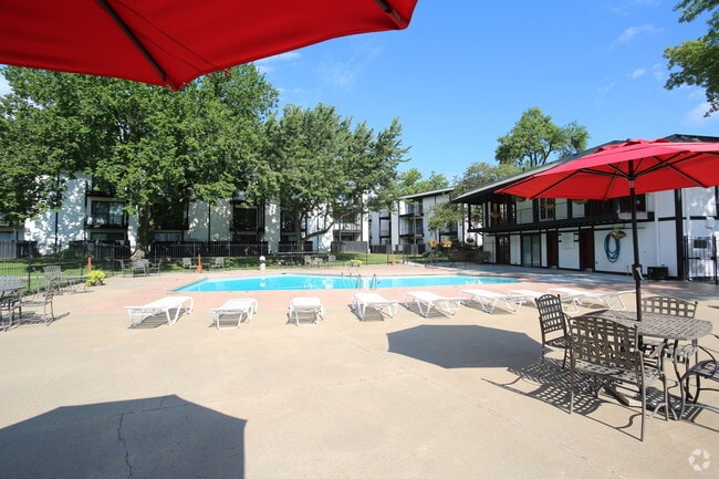 Photo - Huntley Ridge