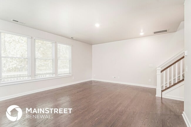 Photo - 6228 Coatbridge Ln