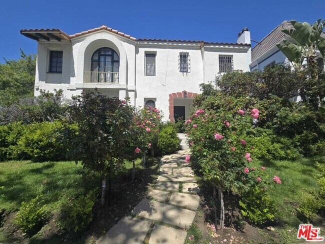 Building Photo - 6241 W 6th St Rental