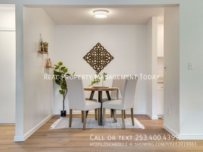 Photo - 1505 N Defiance St