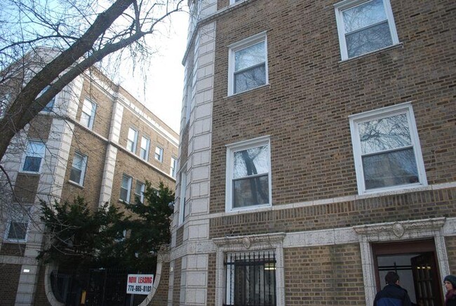 Photo - 1149 W Lunt Ave Apartments Unit 1149-2