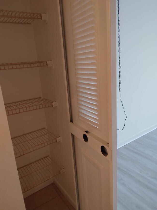 Photo - 5801 NW 62nd Ave Unit $1425/month 1stFloor cnr