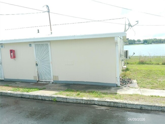 Building Photo - 1111 Cypress Gardens Blvd Unit 12