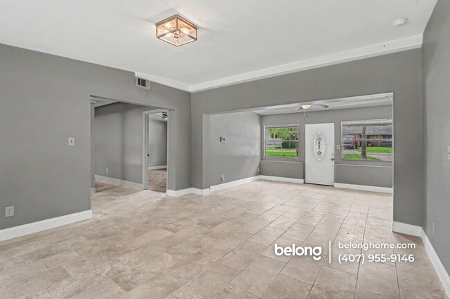Photo - 1518 Oranole Rd