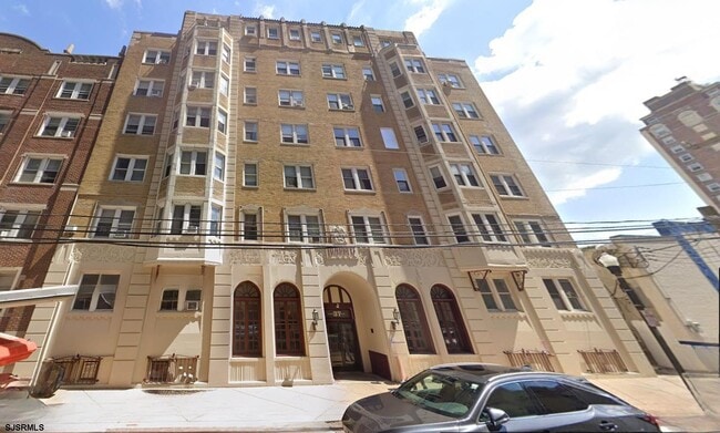 Building Photo - 37 S Iowa Ave Unit 3F