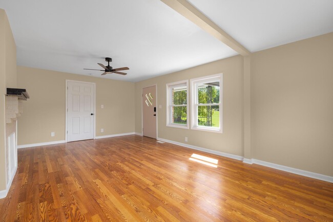 Photo - 2879 Carroll Creek Rd
