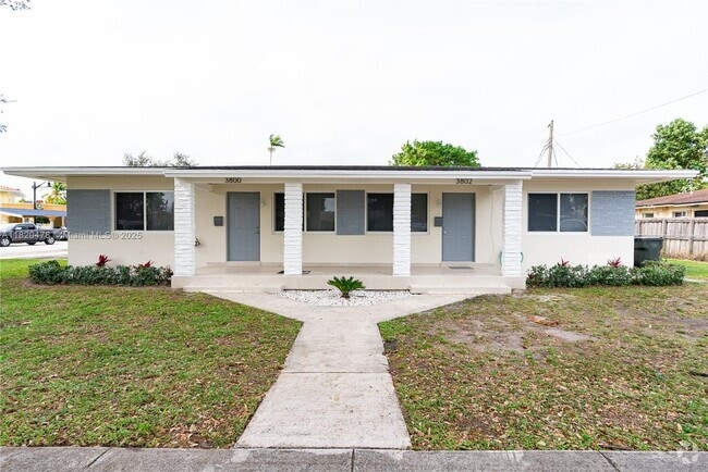 Building Photo - 3802 NW 65th Ave Unit 3802 Rental