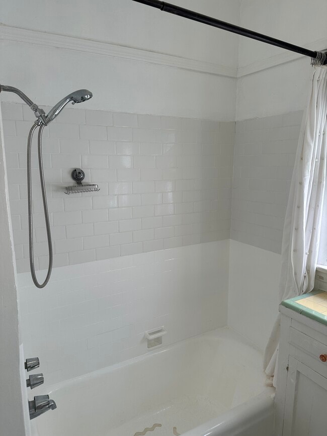 Photo - 1859 Kelton Ave Unit 1861.5