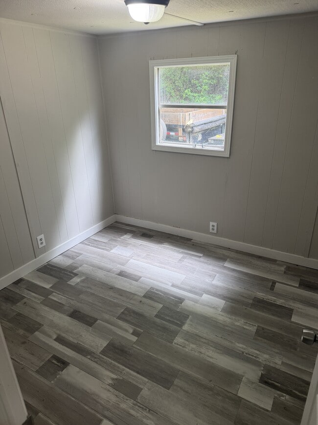 313 Wauka Ridge Rd