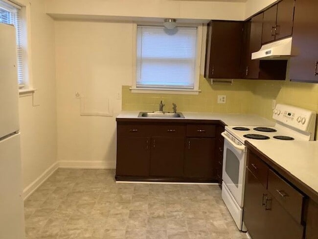 Photo - 3 Rainbow Forest Dr