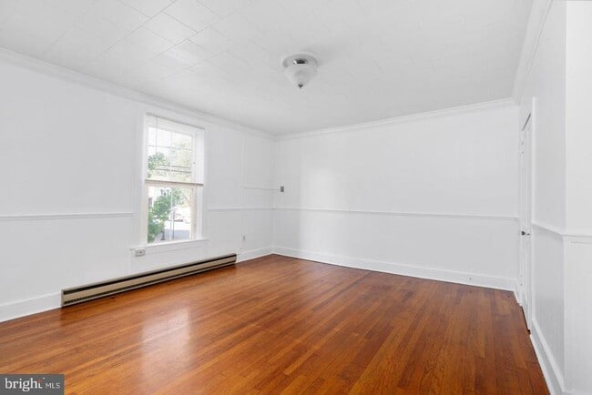 Building Photo - 702 S Braddock St Unit 3